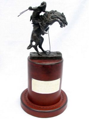 bucking-bronco-in-bronze.jpg